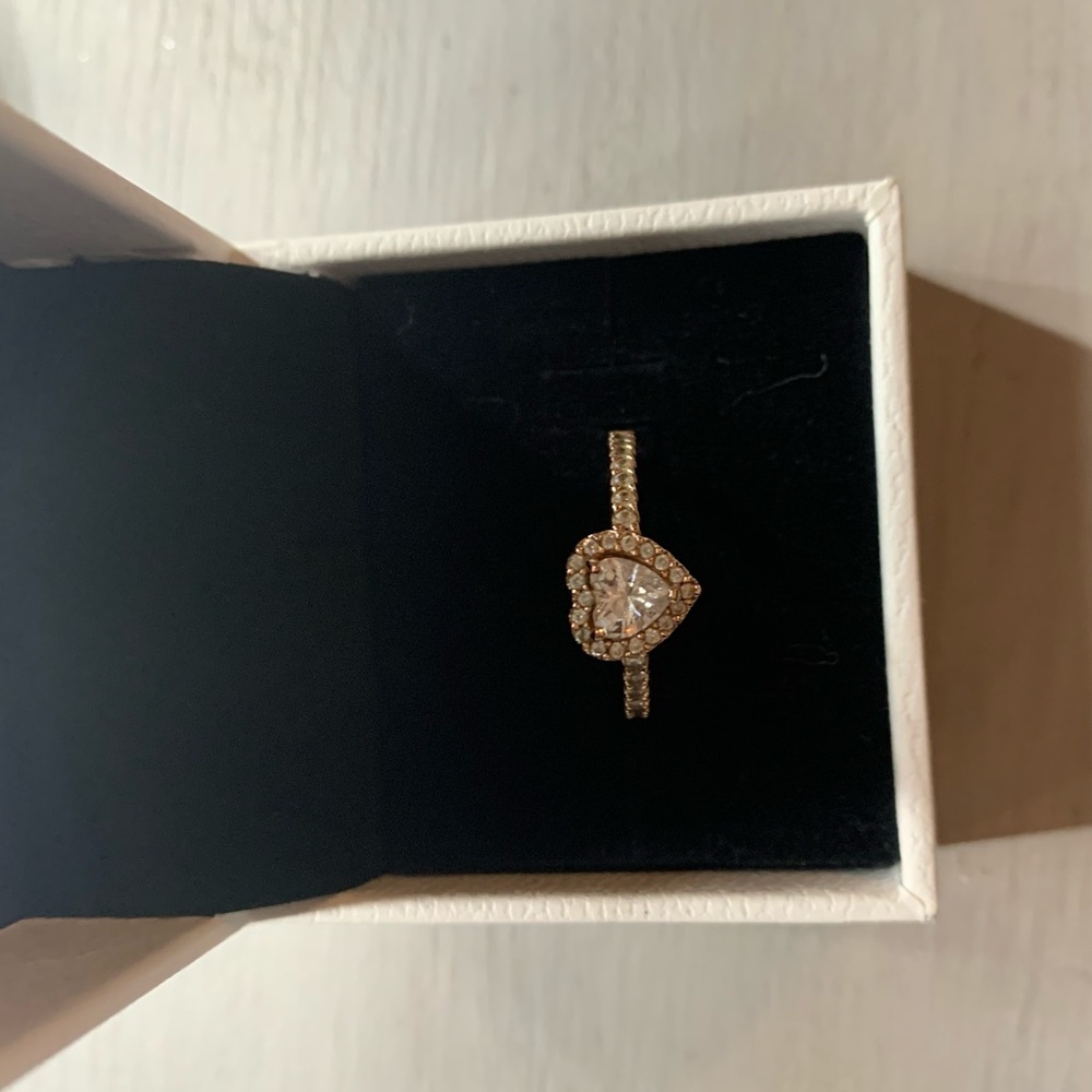 PANDORA ELEVATED HEART RING ROSE GOLD